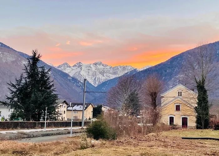 Apartment Duplex Du Pailhet, T3 Neuf, Vue Montagne, Parking, Navette, 500m Gare Et 2 Velos A Disposition Gratuitement Bagnères-de-Luchon